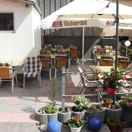 Zum Waldstein Hotel