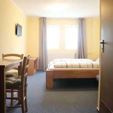 Zum Waldstein Otel Weißenstadt